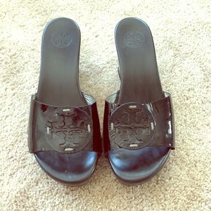 Tory Burch patent wedges